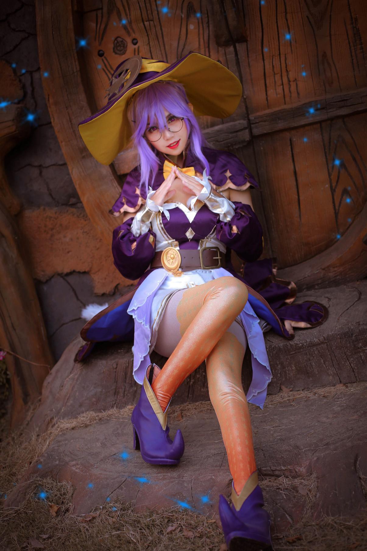 不给糖就捣蛋的美少女,不给糖吃就捣蛋的小女巫