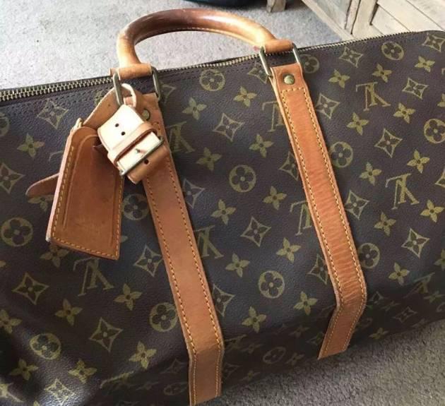 男朋友送女孩子包什么意思,男朋友送女朋友包代表什么