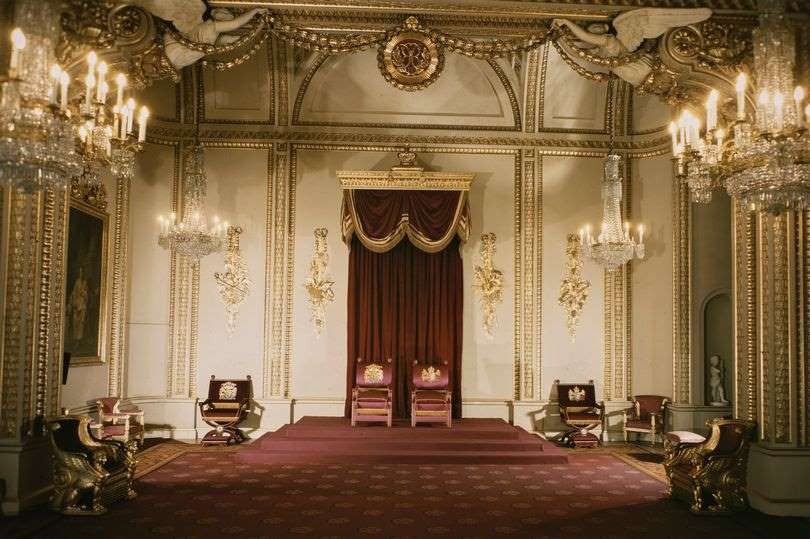 英国男子曾两度闯入白金汉宫,英国男子翻入白金汉宫