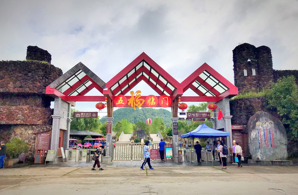 云南腾冲的美你想象不到,腾冲除了和顺还有什么古镇