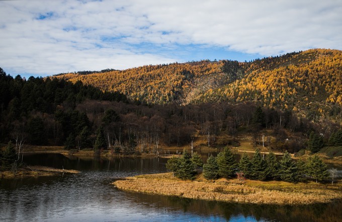 消失的地平线上的“香巴拉”和“女儿国”（二）