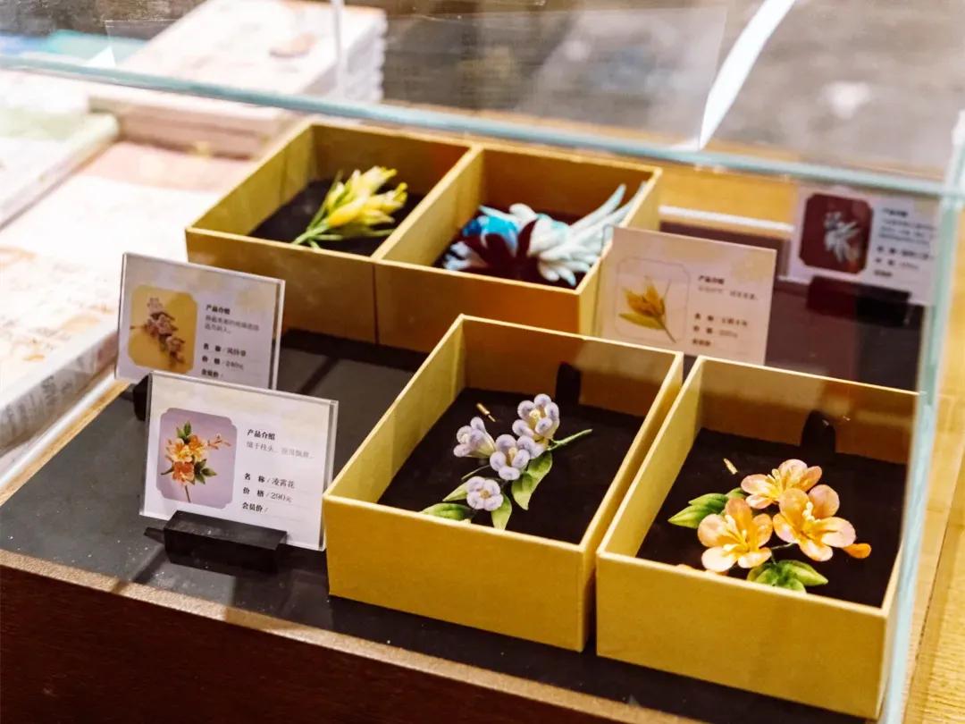 “书香鼓楼”地标，凤凰于飞，华丽转身