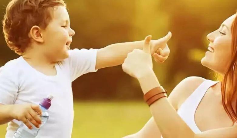 如何和孩子交流胆小怕事,家长如何帮孩子提高社交能力