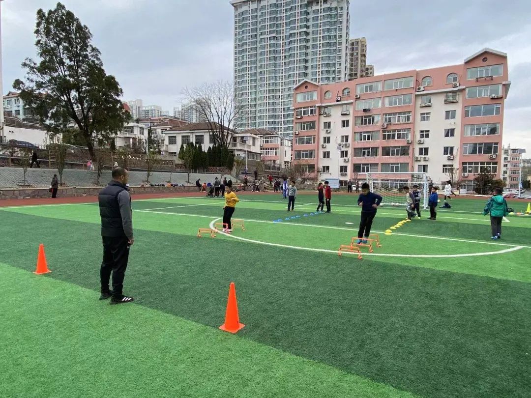 足球社团优秀社团事迹,学校活力足球社团活动