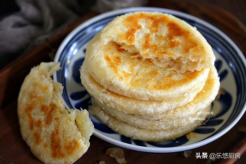 又软又蓬松的发面饼,发面饼怎么做又软又香又酥