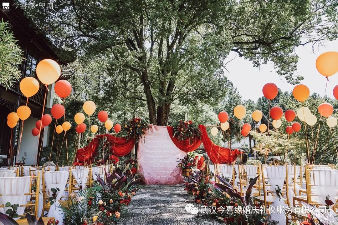 潮婚丨现在年轻人结婚究竟是什么样子？