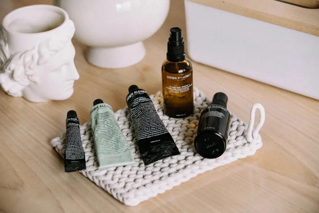 只要小几百就能买到Acne平替,高逼格小*香众**薰和王一博同款