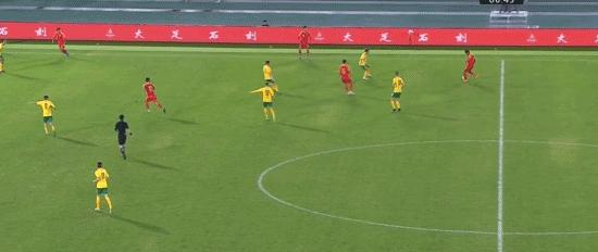 中国足球啼笑皆非一幕,中国足球史上最尴尬的一幕