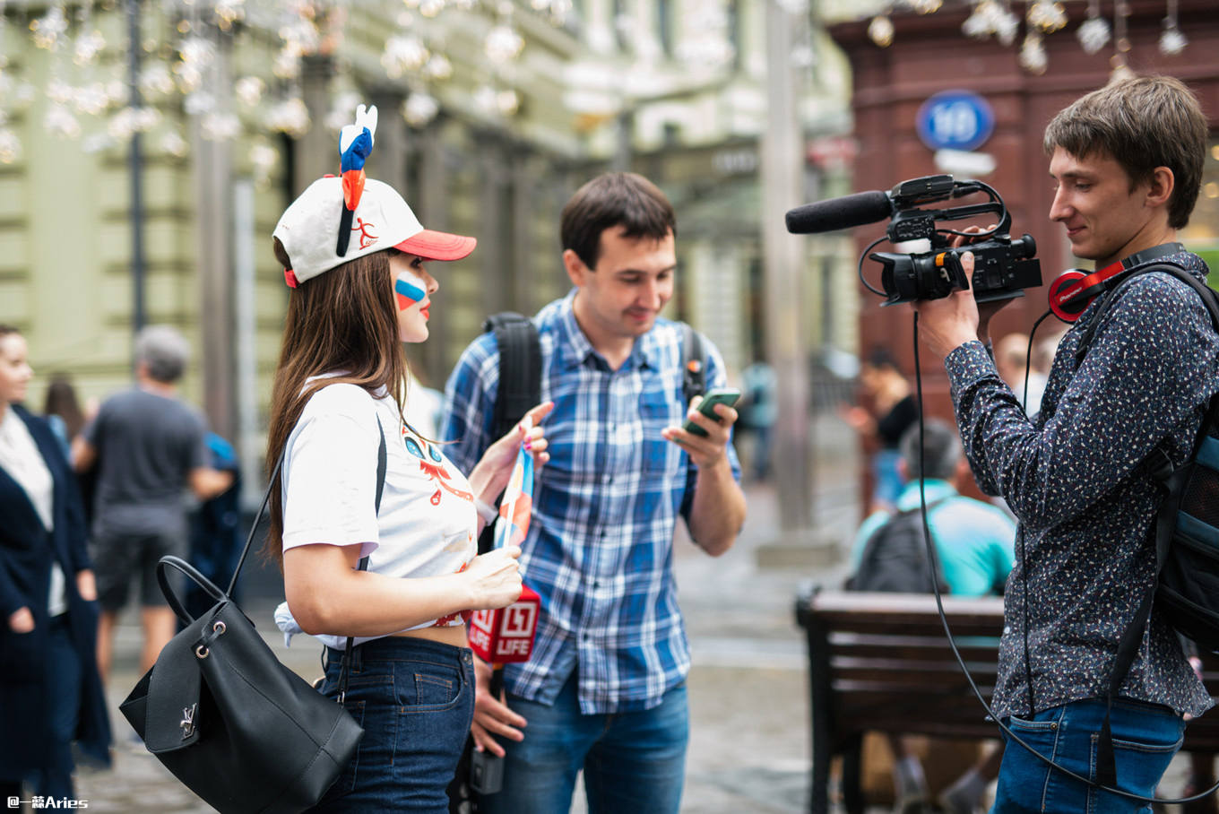 今天想帮我们的好邻居“战斗民族”俄罗斯，也上一次热搜
