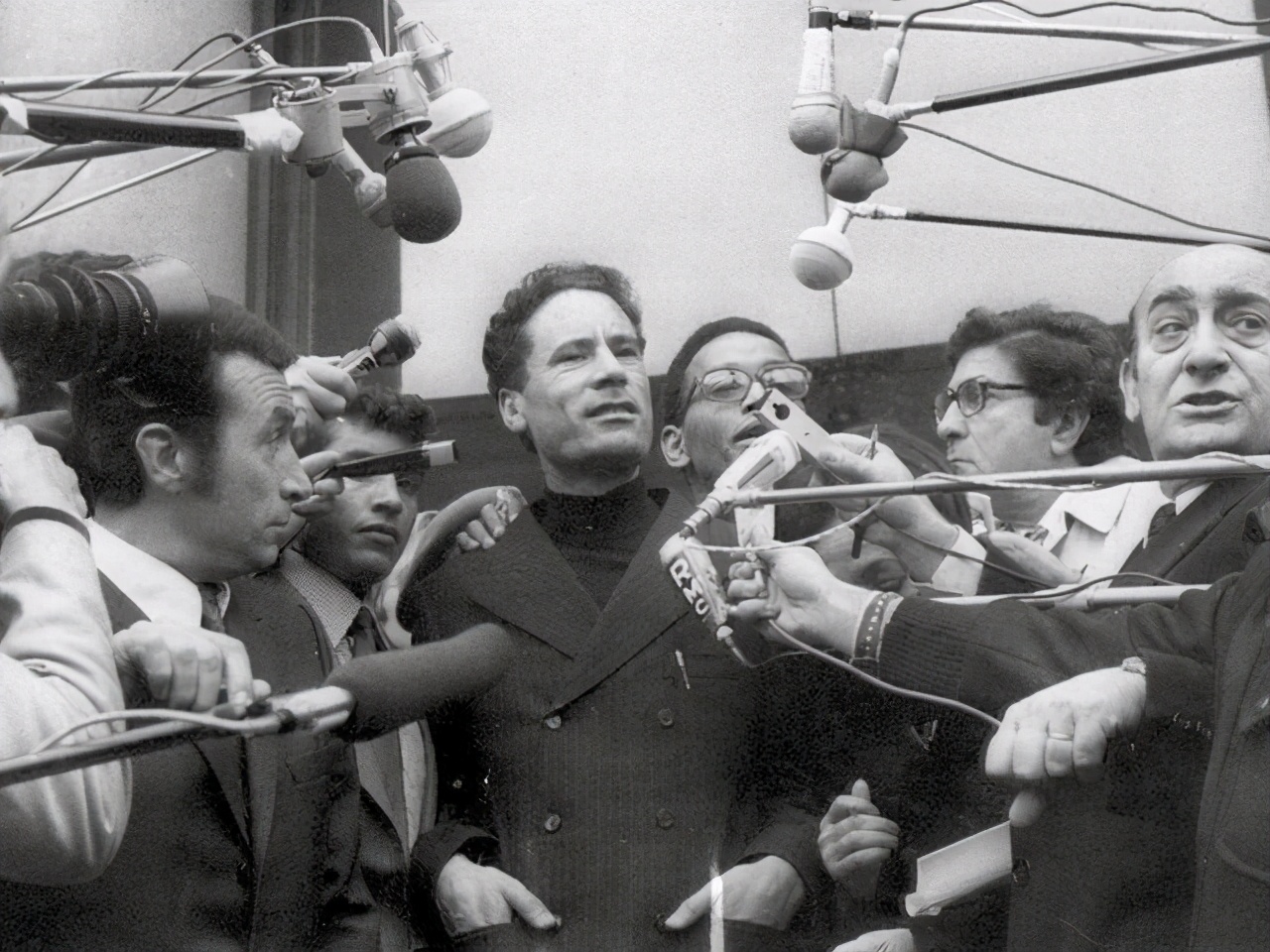 卡大佐作死得罪五常,卡大佐是如何得罪五常的