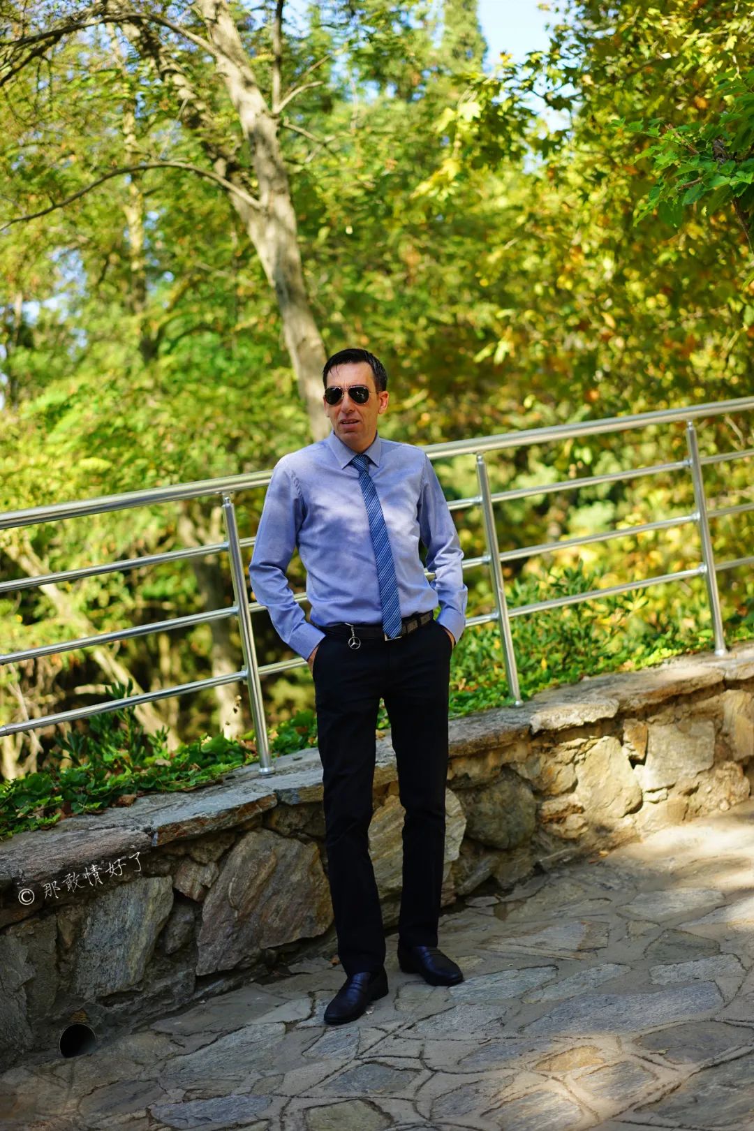 据说塞尔丘克的山坡上的许愿墙很灵验，好多土耳其人来此许愿