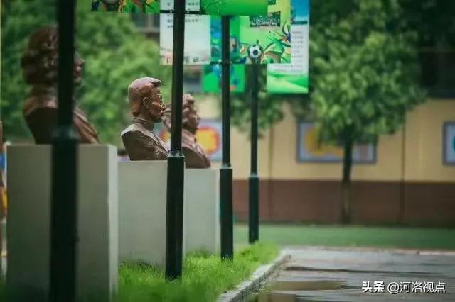 洛阳市第一实验小学校长李青青,洛阳市实验小学校长李青青简历