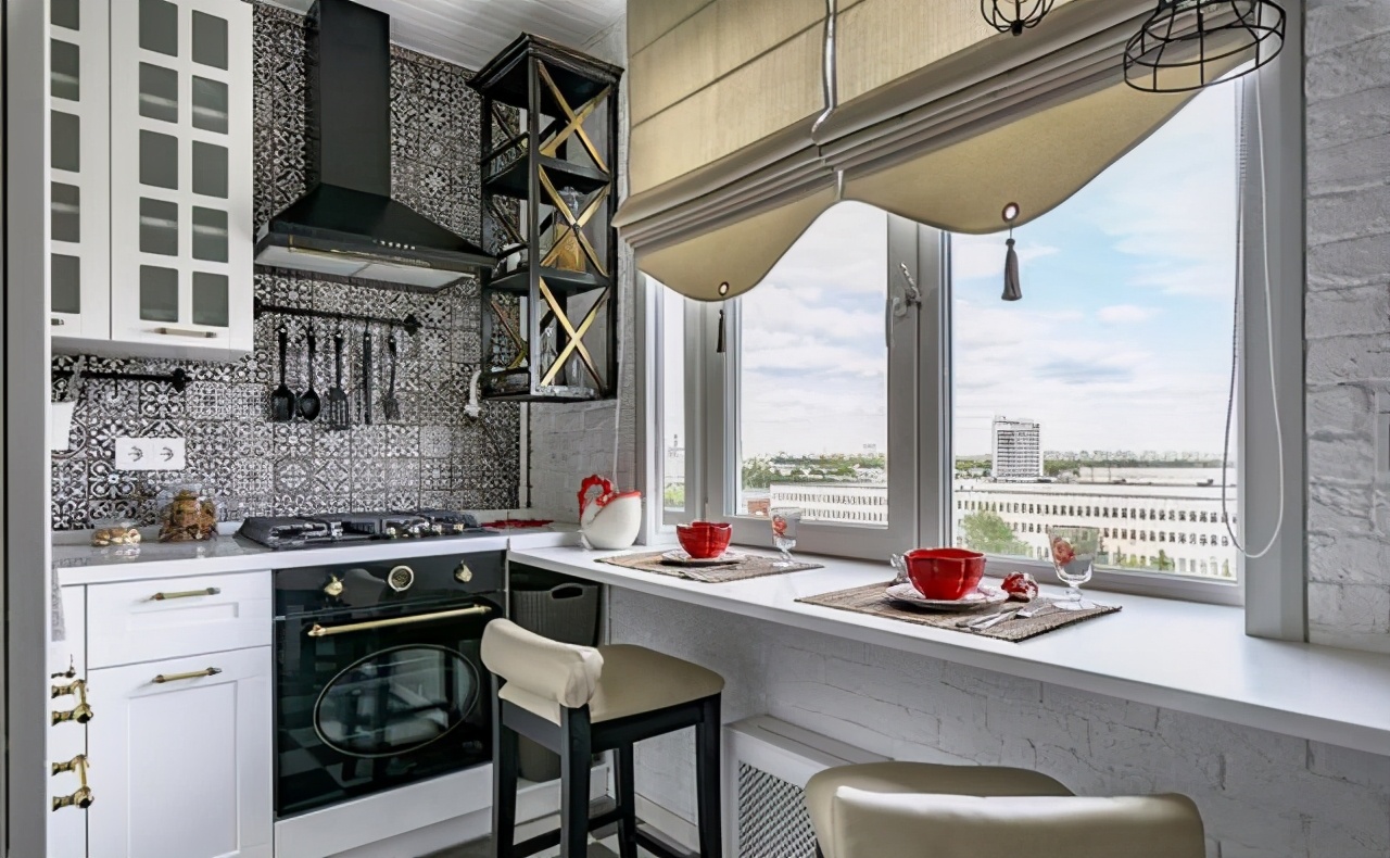 厨房灶台与餐厅一体化设计,小空间厨房设计灶台对窗