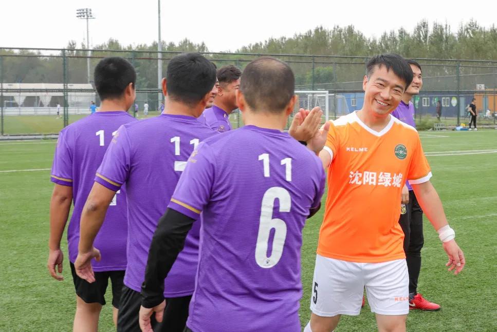 踢球的第7年想放弃了,踢球的第十个年头