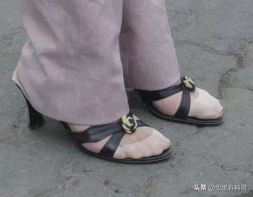 韩国大妈传统发型,韩国大妈和中国大妈的发型的区别