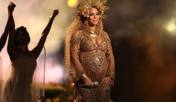 皮卡丘官方联名款化妆品,皮卡丘联名款彩妆