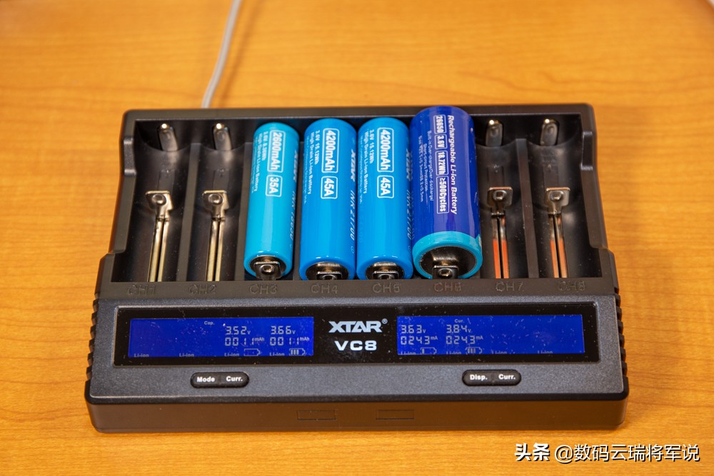 高端镍氢电池充电器,镍氢电池智能充电器推介