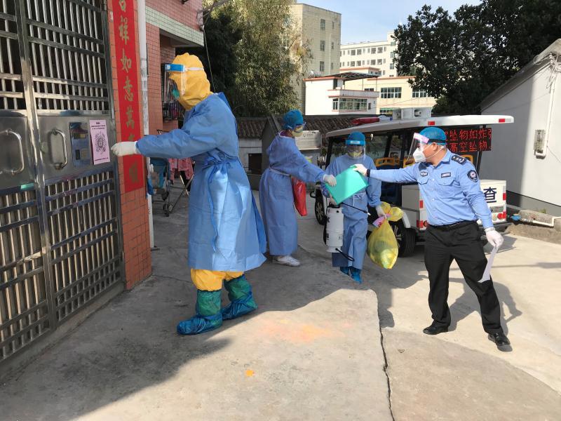 四十以上的人都在做什么工作,四十个日夜