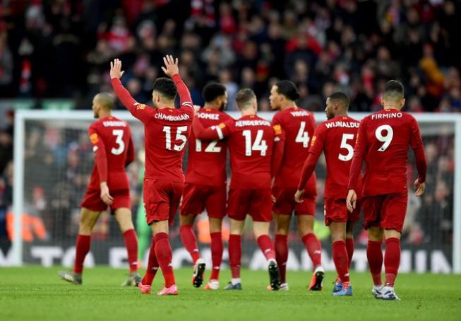 受疫情冲击，与球迷分离，红军三十年的首冠不完美，但更珍贵