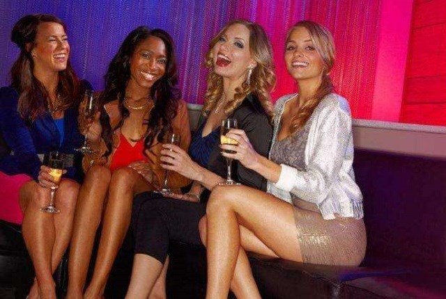 为什么俄罗斯国土面积像恐龙,俄罗斯领土大有多少适合人类生存