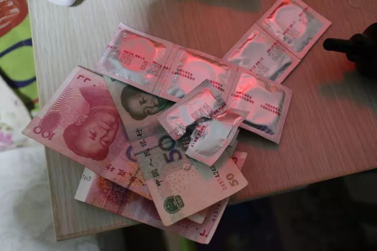 警方端了6个卖淫窝点！最小的涉案人员18岁，有人在公寓租了9间房