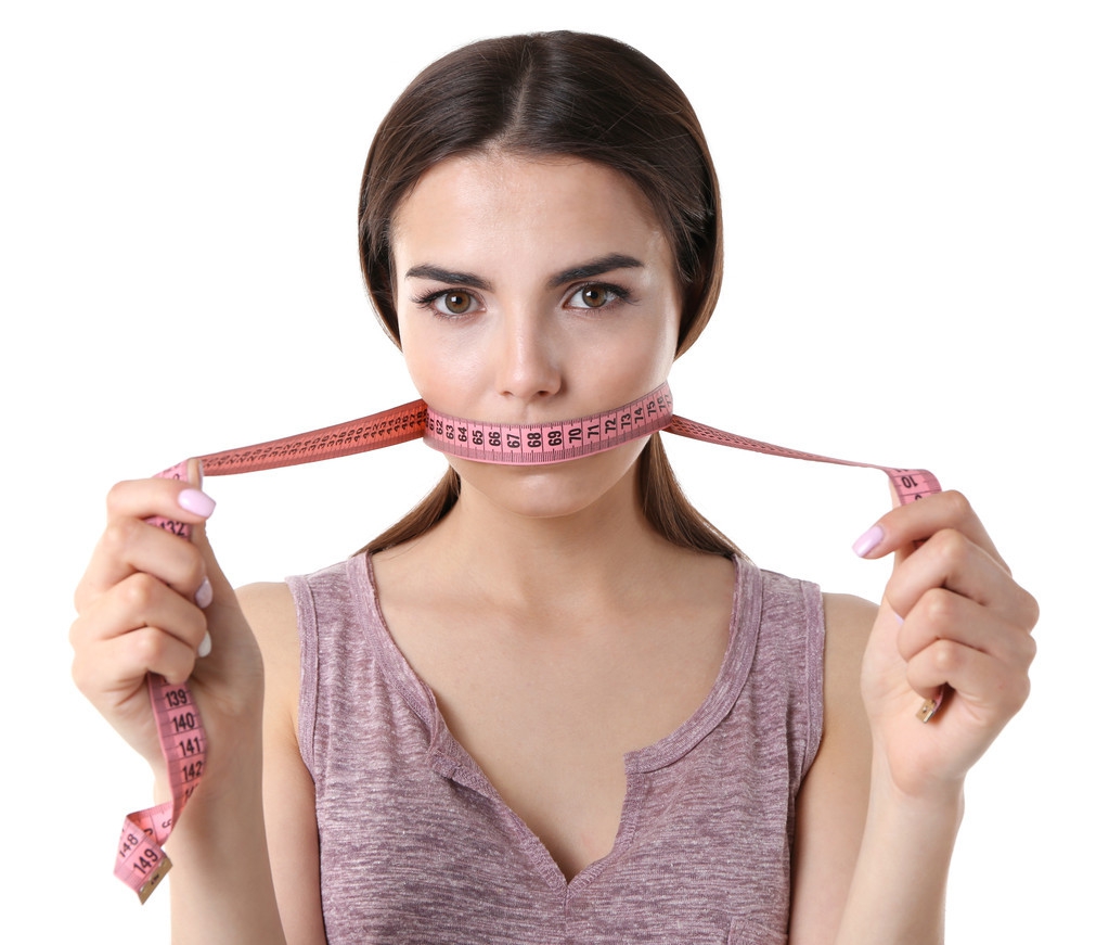 闭口黑头粉刺油皮用什么产品,去黑头粉刺闭口最好的方法