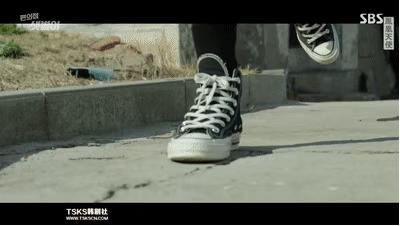 一集就接吻电视剧,一集一吻的电视剧