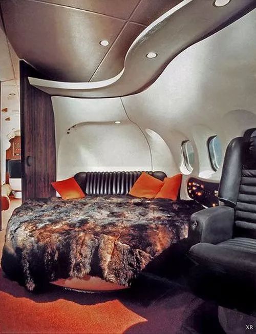 赫夫纳的财富,赫夫纳梦露