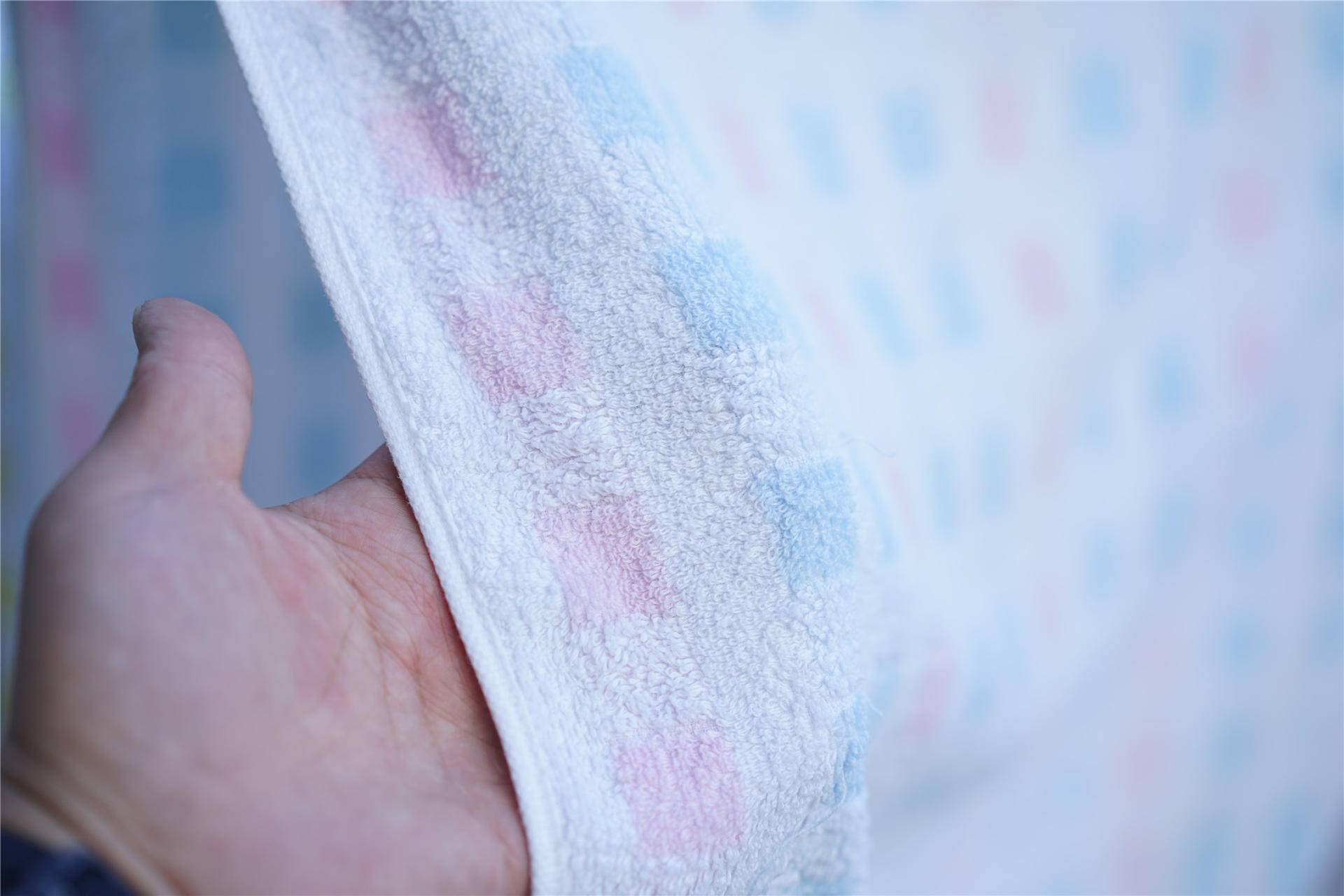 小天鹅洗衣机水魔方防缠绕评测,小天鹅水魔方全自动洗衣机测试