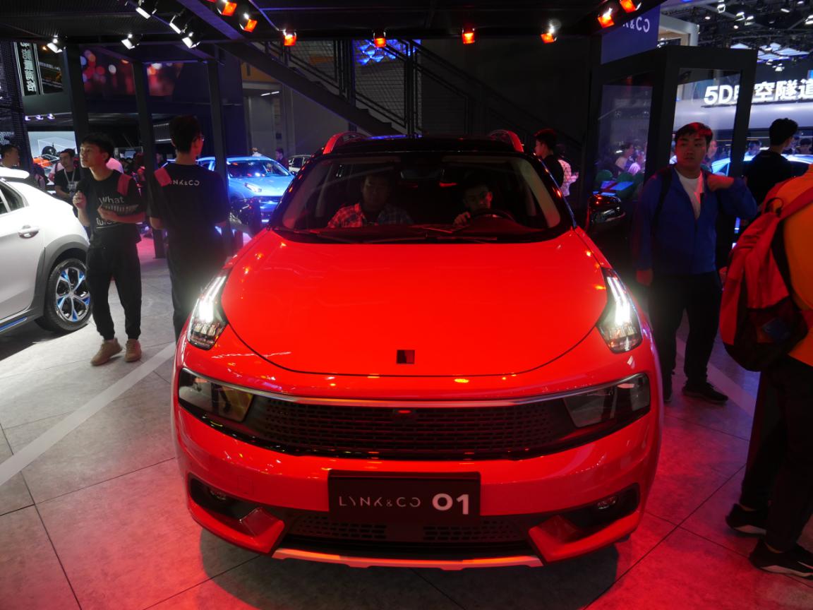 rav4对比领克01,领克01和rav4哪个更值得买