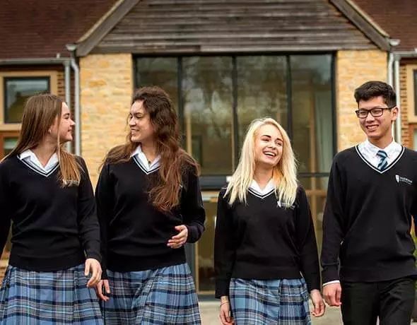 英国谢伯恩学校录取通知书,英国谢伯恩女子学校