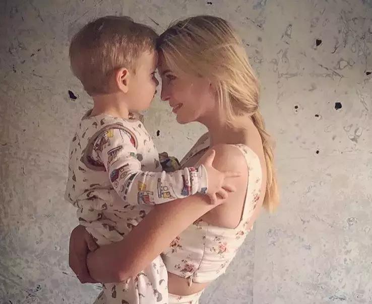 特朗普三个女儿合影照片,特朗普女儿100张罕见照片曝光