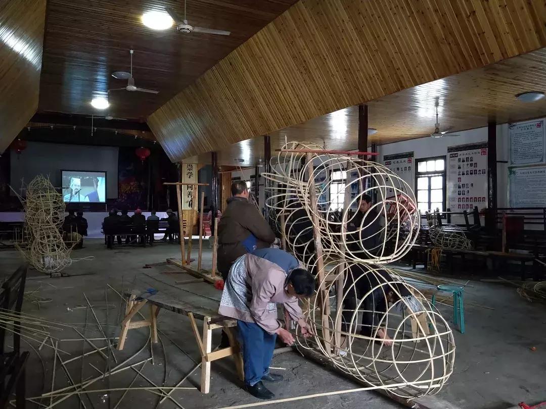 龙灯什么时候开始玩的,今年的龙灯为什么这么多