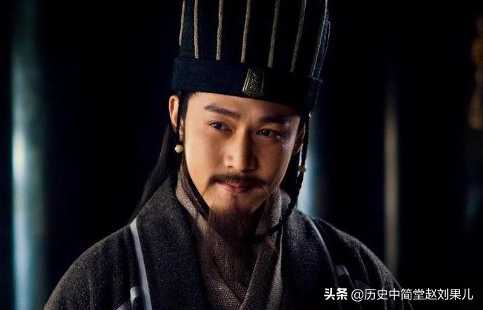 诸葛亮劝解刘禅怎样处理朝政,易中天评曹操看透人性