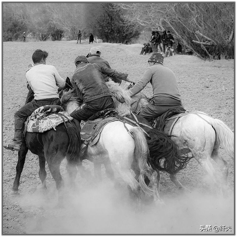 塔吉克族叼羊完整视频,蒙古叼羊比赛