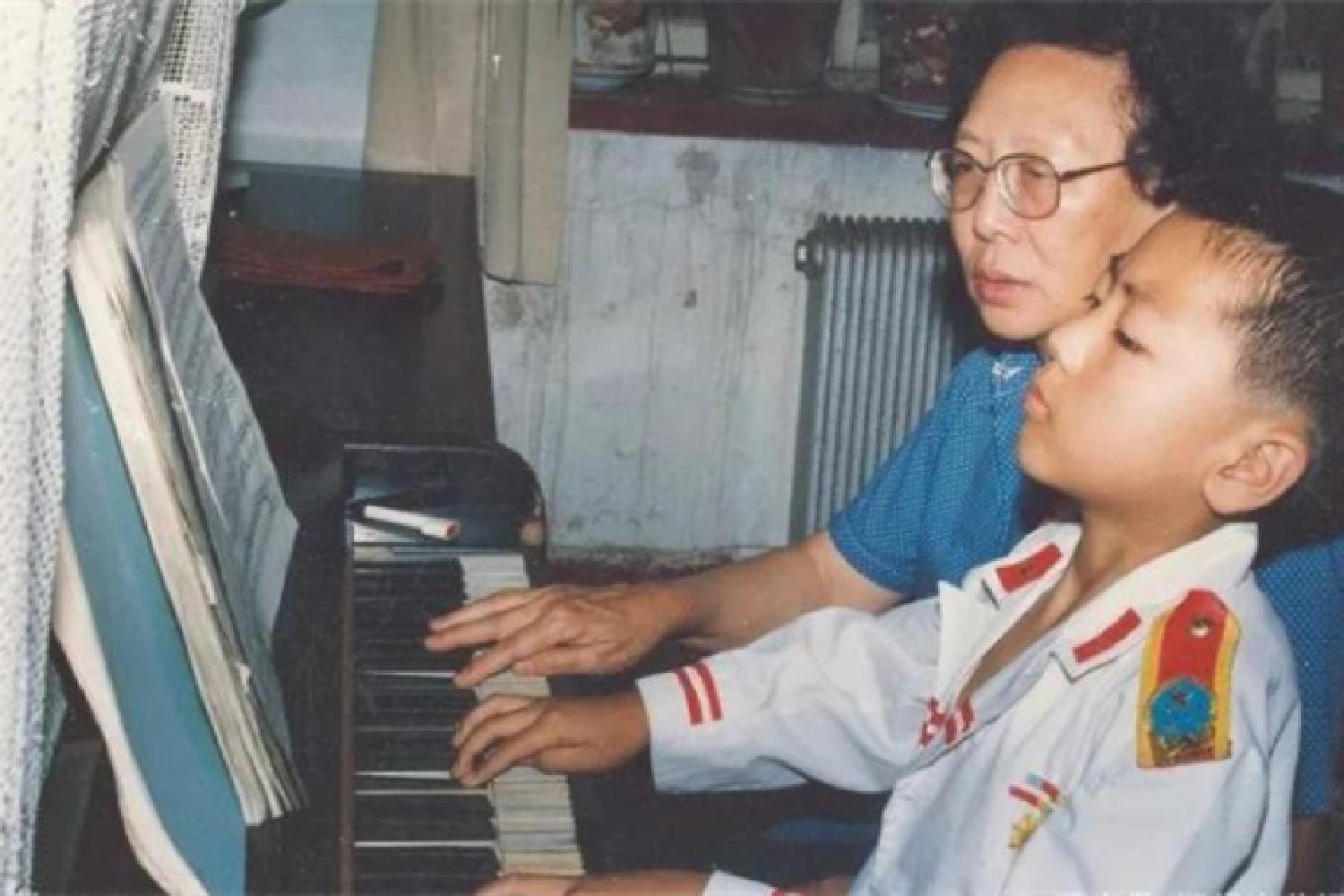 李云迪事件对女性的影响,李云迪感情经历丰富