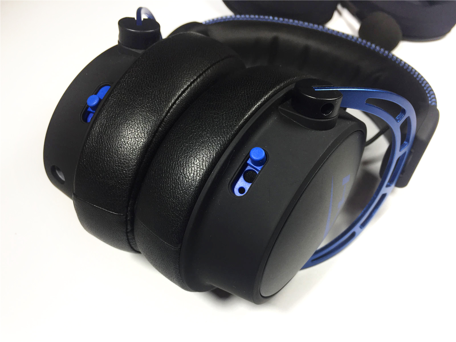 hyperx阿尔法无线版游戏耳机,hyperx阿尔法耳机