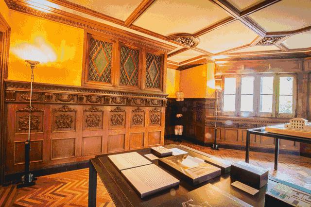 大牌为何喜欢抄小众品牌,大牌为什么喜欢黑白