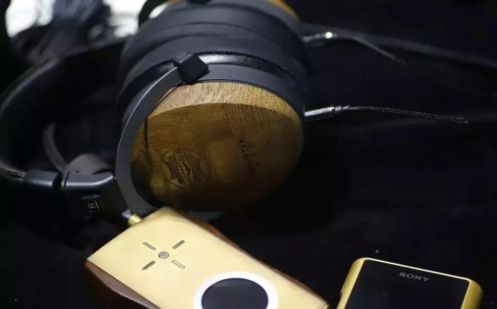 焕开箱丨又一俄罗斯风格可直推大耳—KennertonMagisterPro开箱