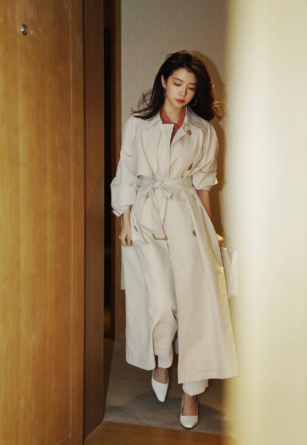 三木冬日示范减龄会穿女人有范儿,初春三木穿什么衣服好看