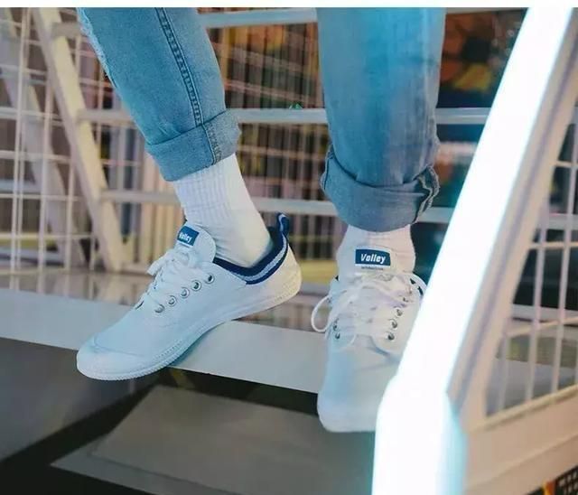 新款易烊千玺同款鞋,易烊千玺国潮同款鞋