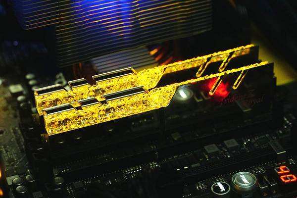 台式电脑加内存怎样选购,台式机升级内存攻略