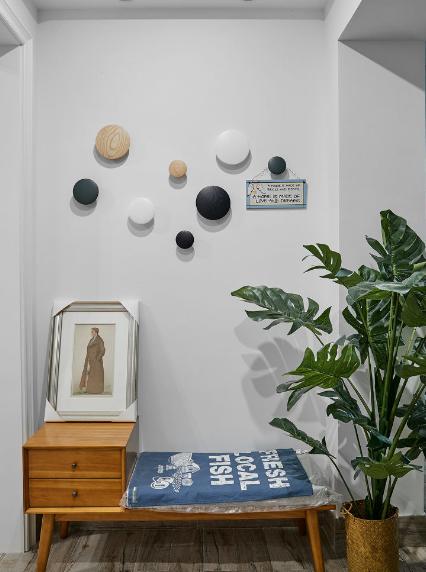 卫生间正对厕所门应该怎么设计,卫生间正对大门挂什么门帘图案好