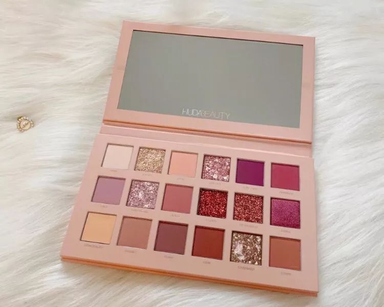 好看的眼影这么多，为啥这4款特别火？