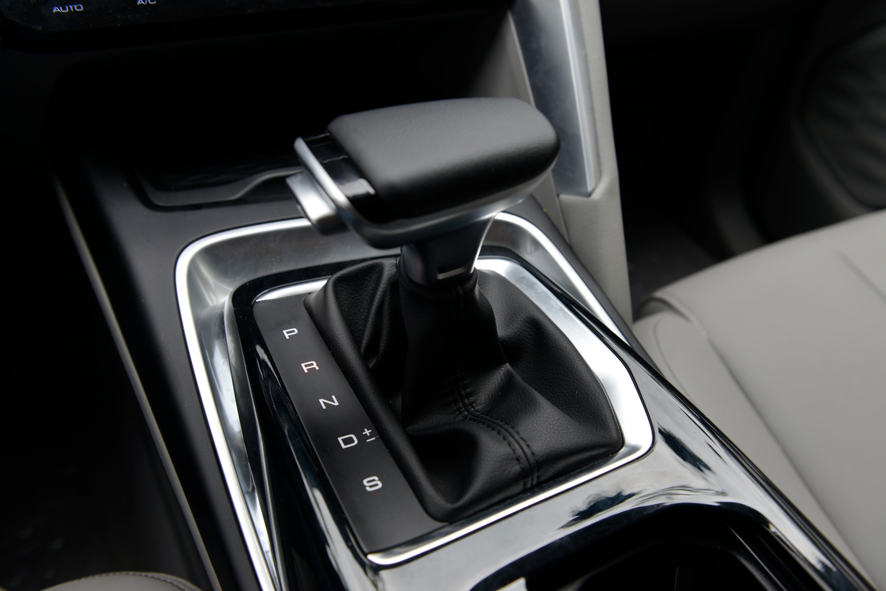 试驾新宝骏RS-3,试驾新宝骏rs530