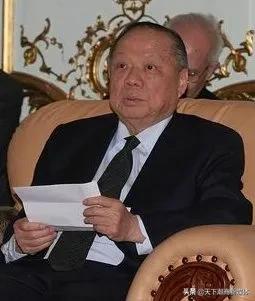 潮汕兄弟联手闯法国，创办起西欧最大华商企业