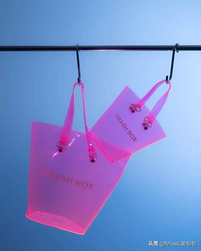 天热了来买新衣裳,天热又该买衣服了的句子