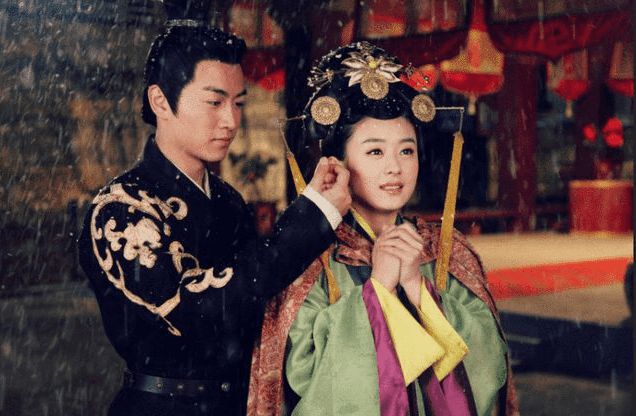 陈妍希从清纯女神到演技派实力派,陈妍希为什么会被称为集邮女