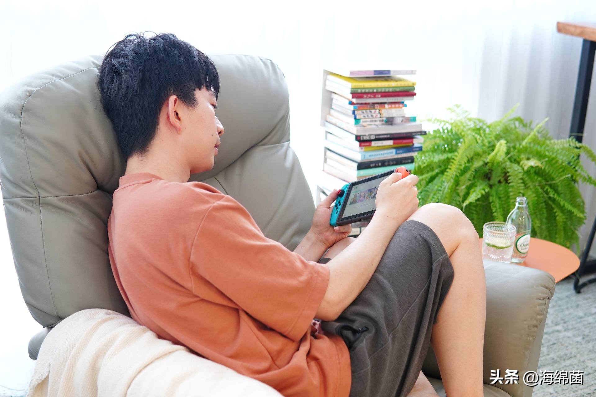 休闲阳台升级,好坐感才是王道:LAZBOY乐至宝功能沙发躺平体验