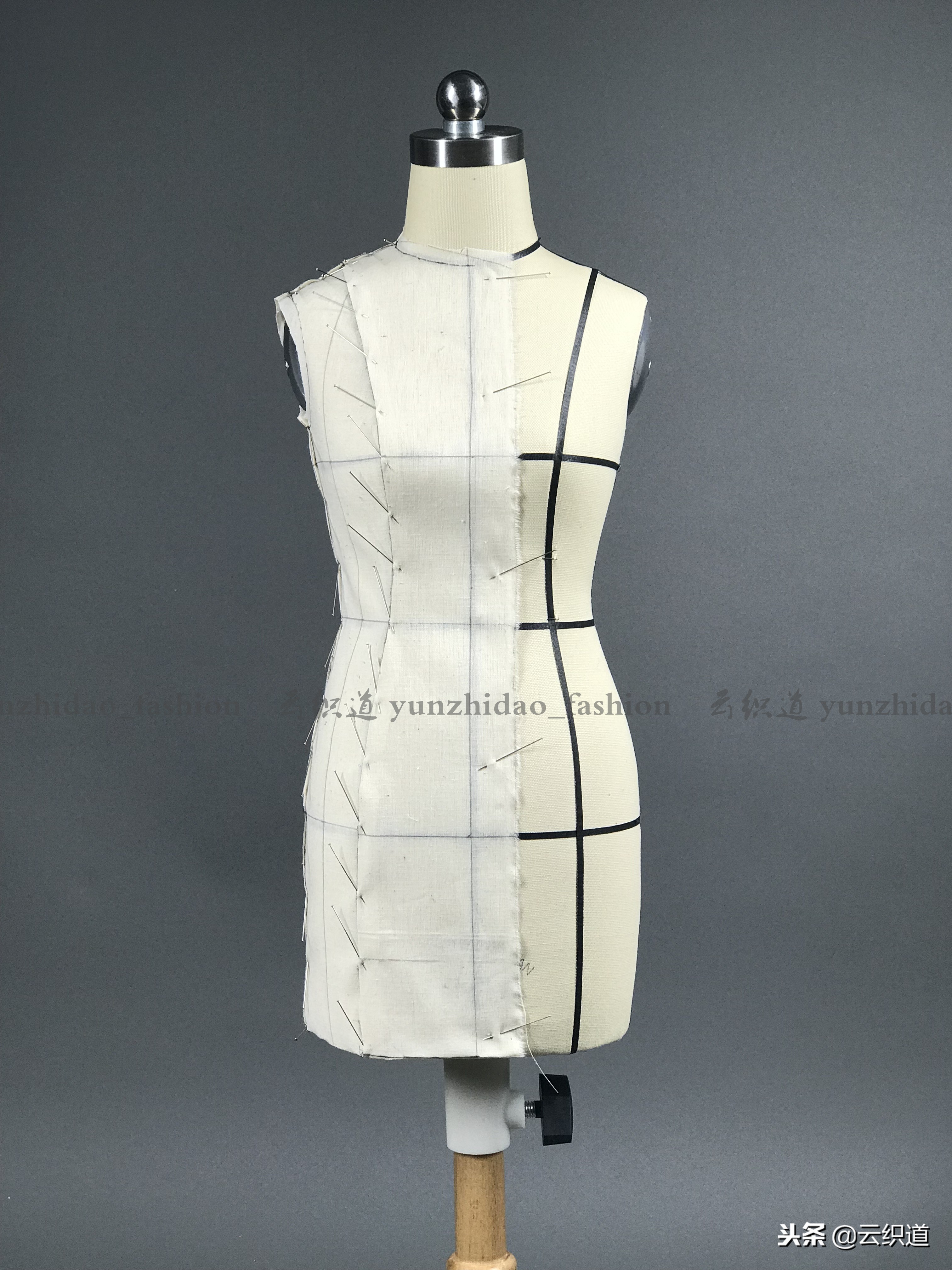 衣服裁剪制作女,服装立体裁剪稿子怎么做